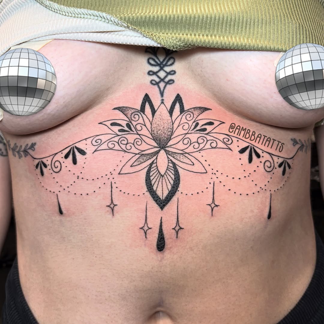Tattoo by @ambbatatts โ ornamental, dotwork