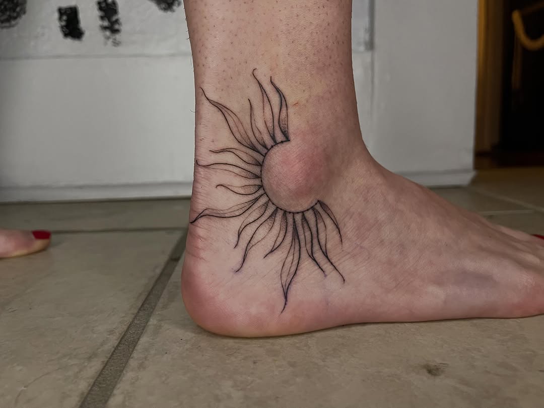 Tattoo by @ovarydose — fine_line
