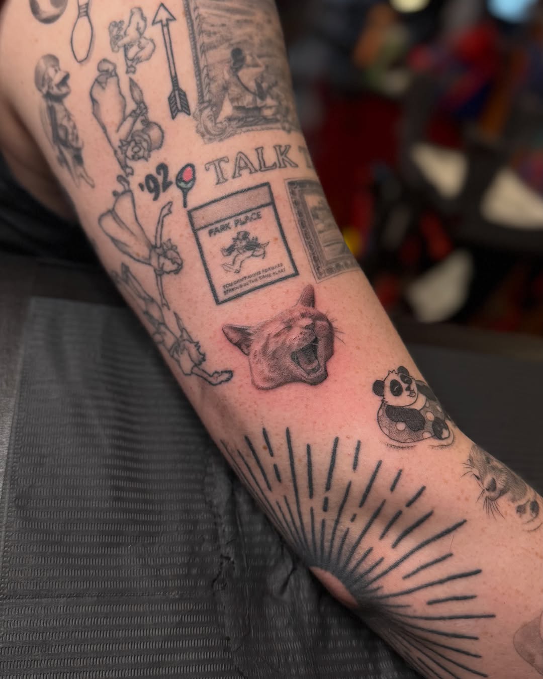 Tattoo by @fabezumi โ black_and_grey