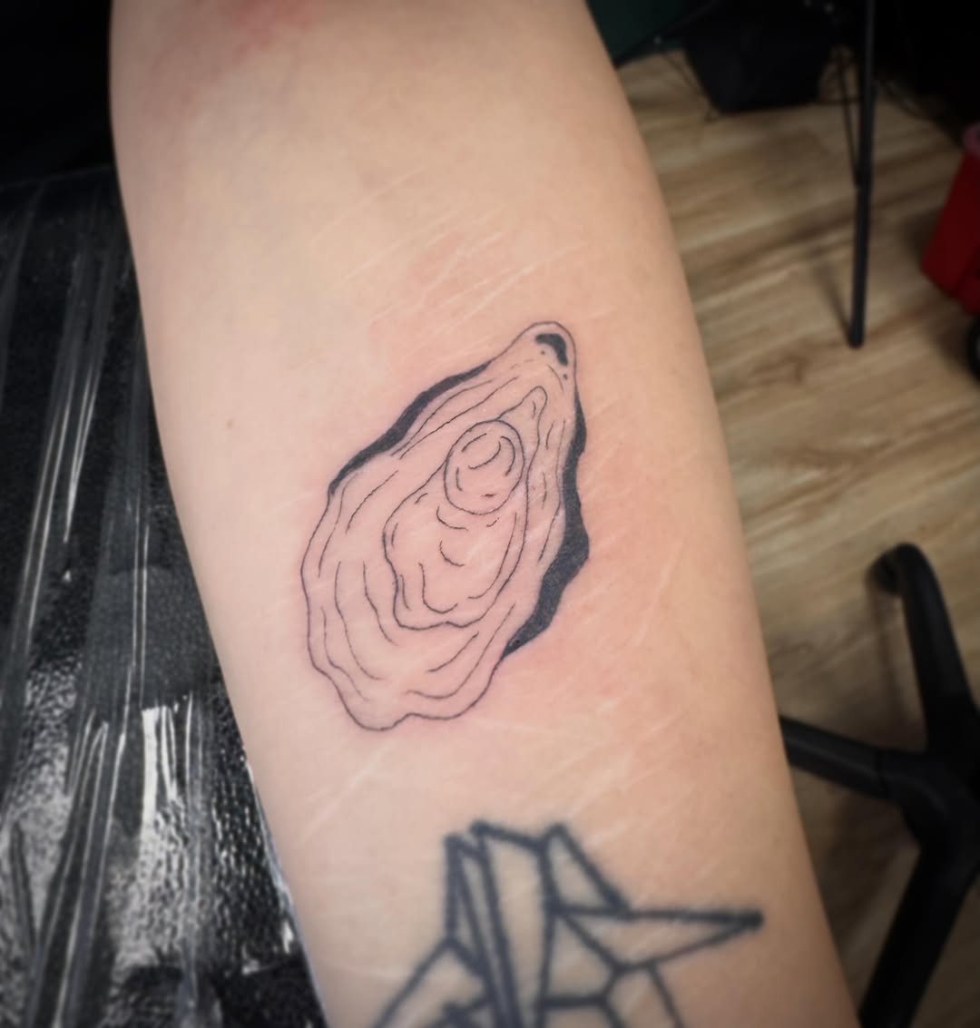 Tattoo by @savageshenise — fine_line