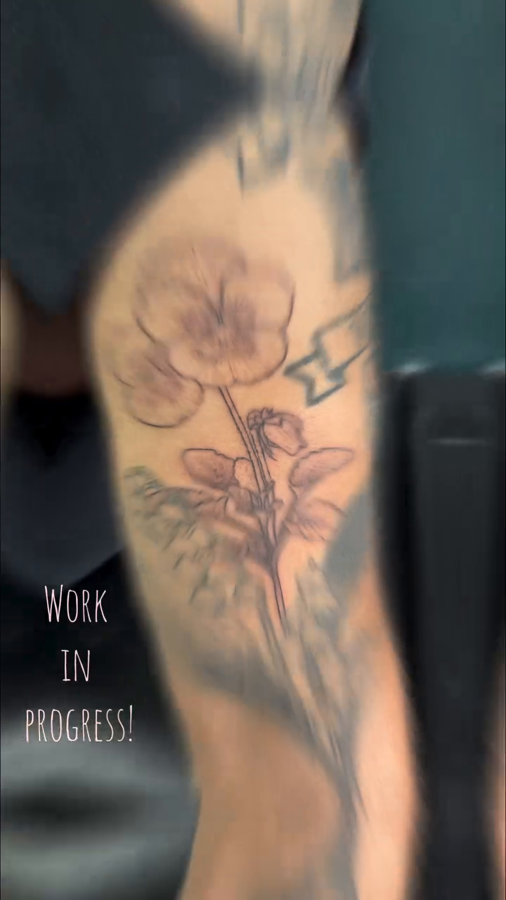 Tattoo by @jademycelia β black_and_grey