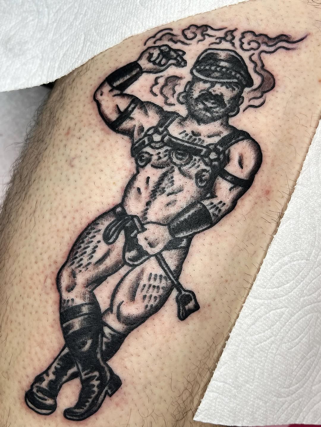 Tattoo by @leonetats โ illustrative, black_and_grey