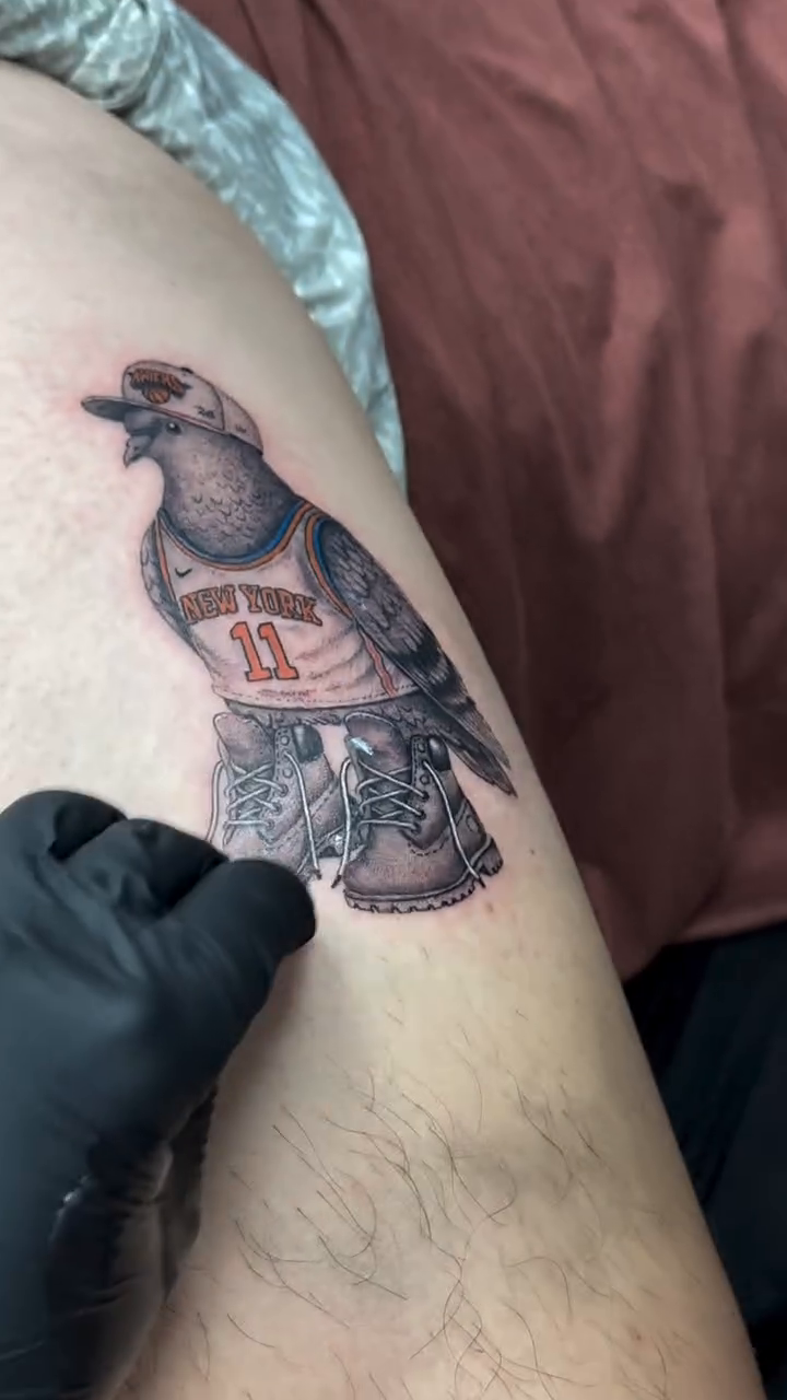 Tattoo by @lina_valentina — illustrative, new_school