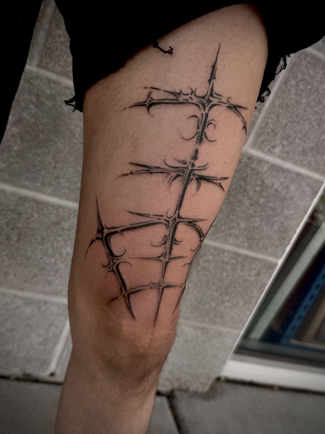 Tattoo by @desolate_tattoos — blackwork, illustrative