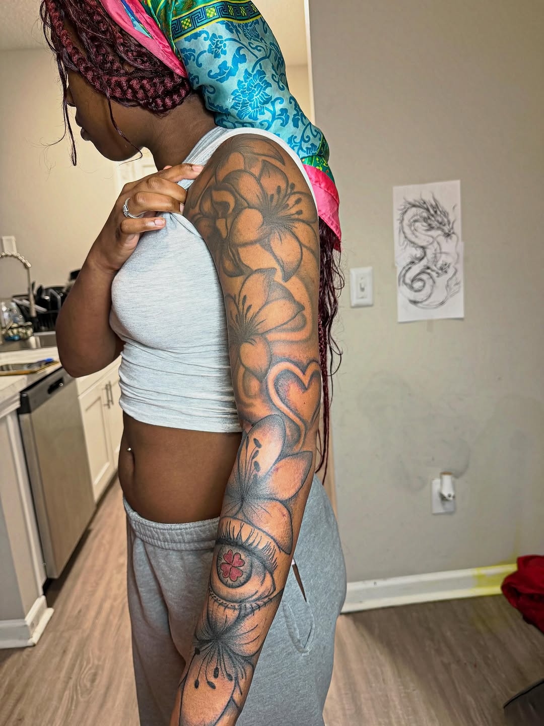Tattoo by @nylainkedyou — black_and_grey, realism