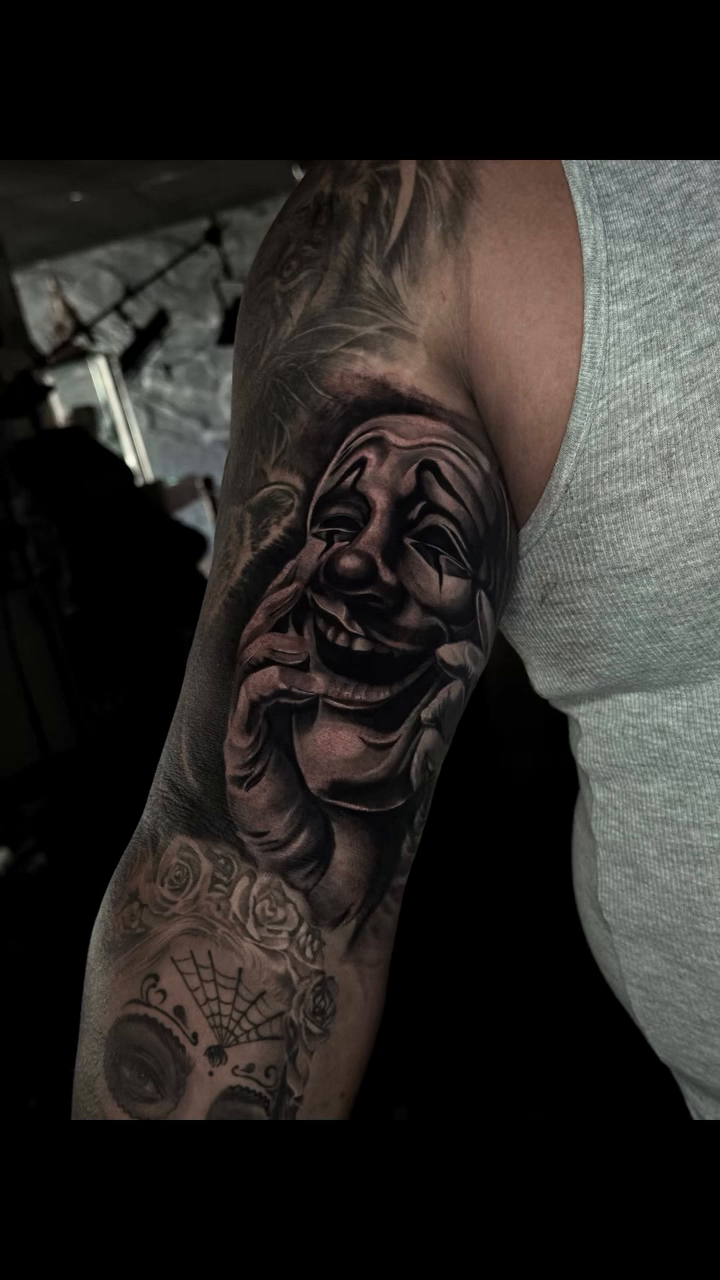 Tattoo by @davidsontattoortg — black_and_grey, realism