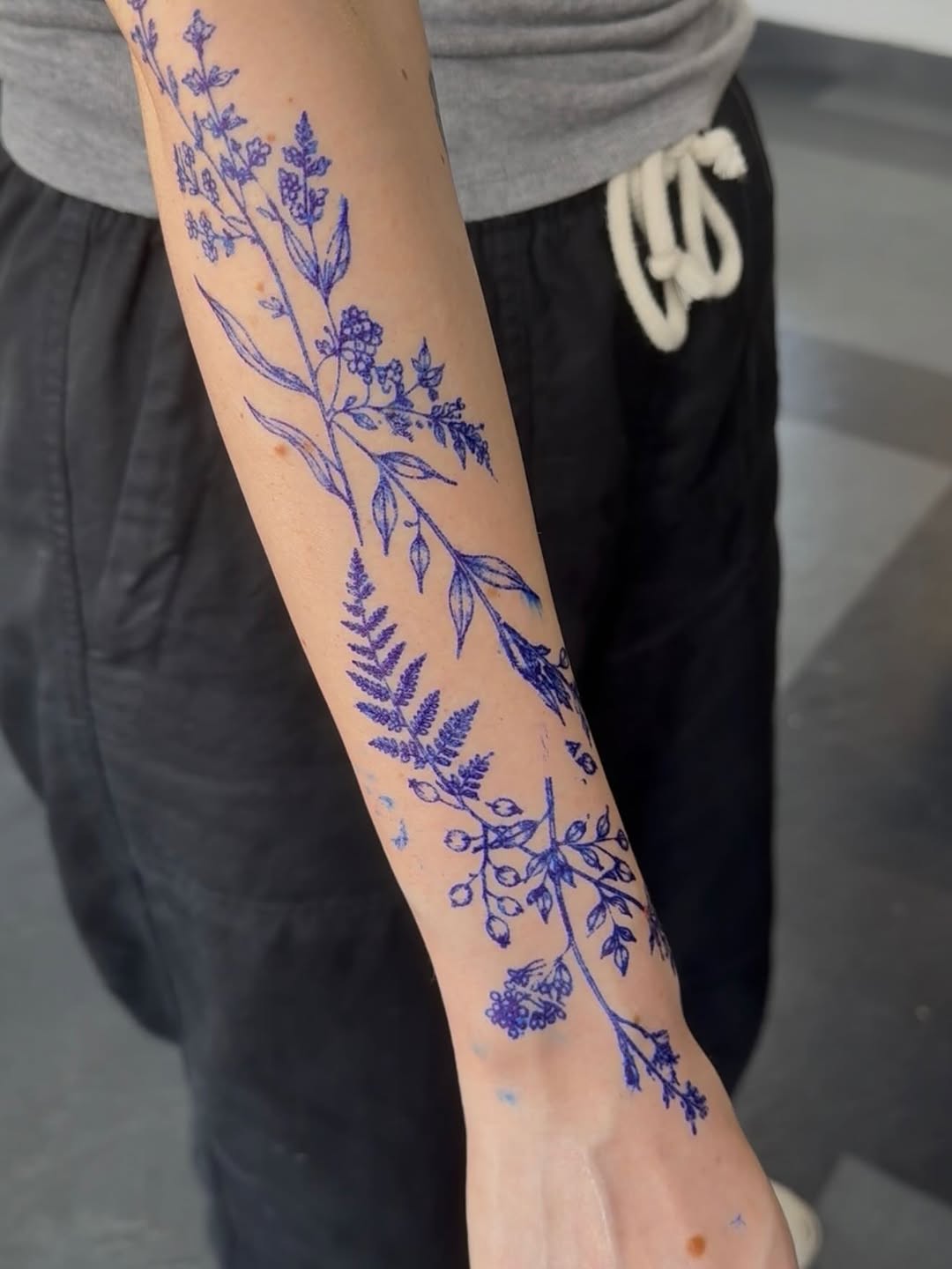 Tattoo by @artbyzotsenko โ fine_line