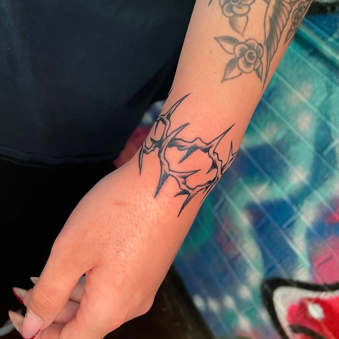 Tattoo by @fish.af β blackwork