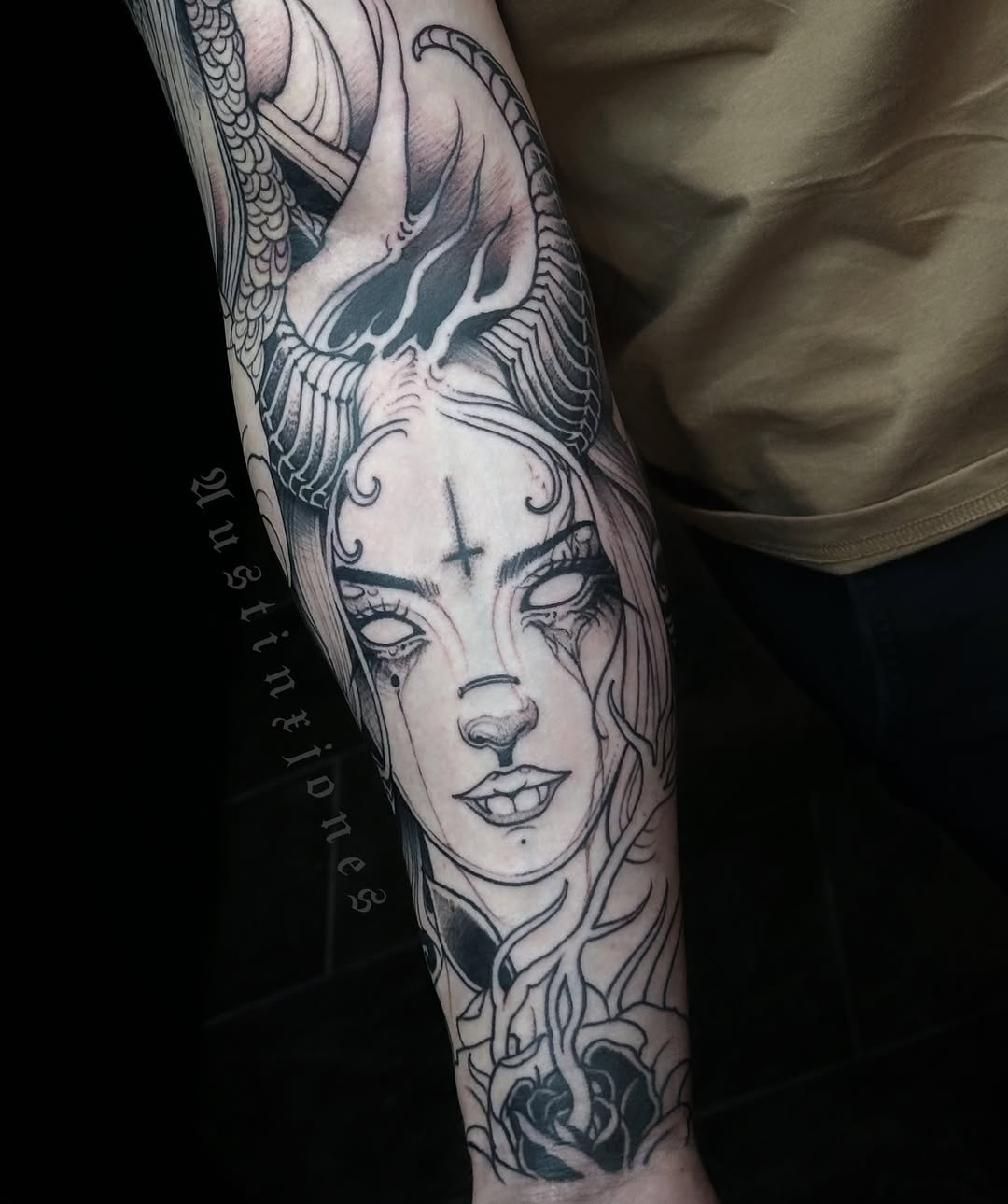 Tattoo by @austinxjones β blackwork, illustrative