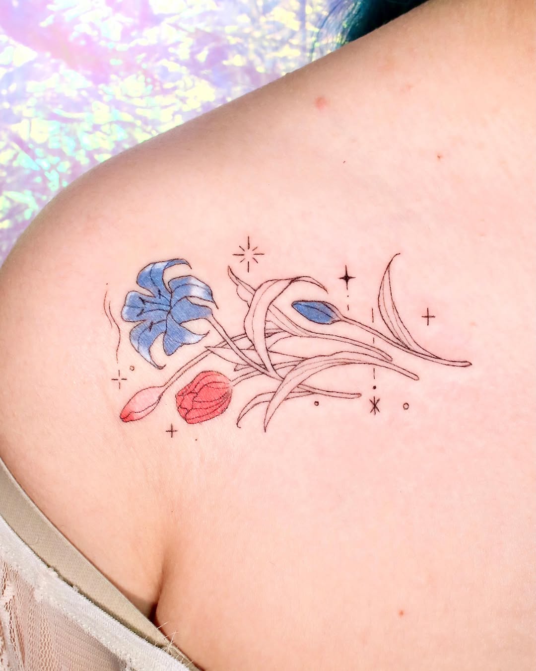Tattoo by @mingkkwa_tt — fine_line, watercolor