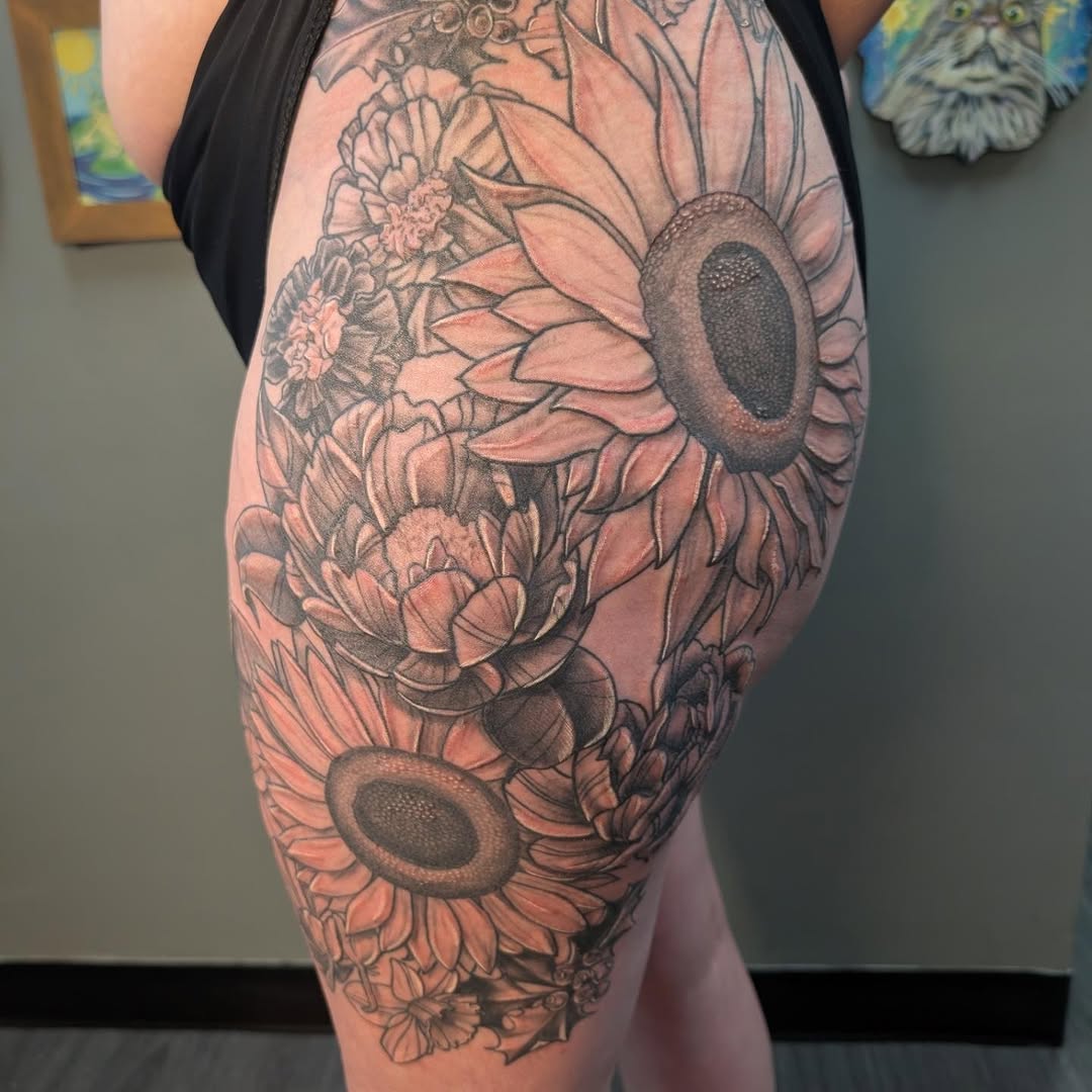 Tattoo by @bananartsgallery — black_and_grey