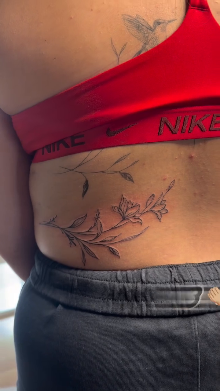 Tattoo by @tolzinink — fine_line