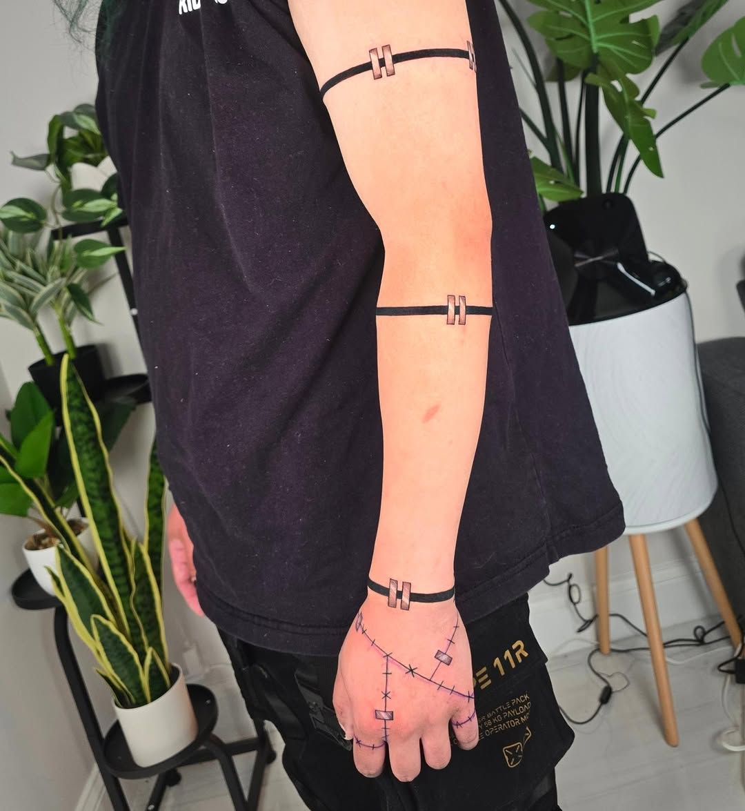Tattoo by @twiztidscribblertattoo β geometric