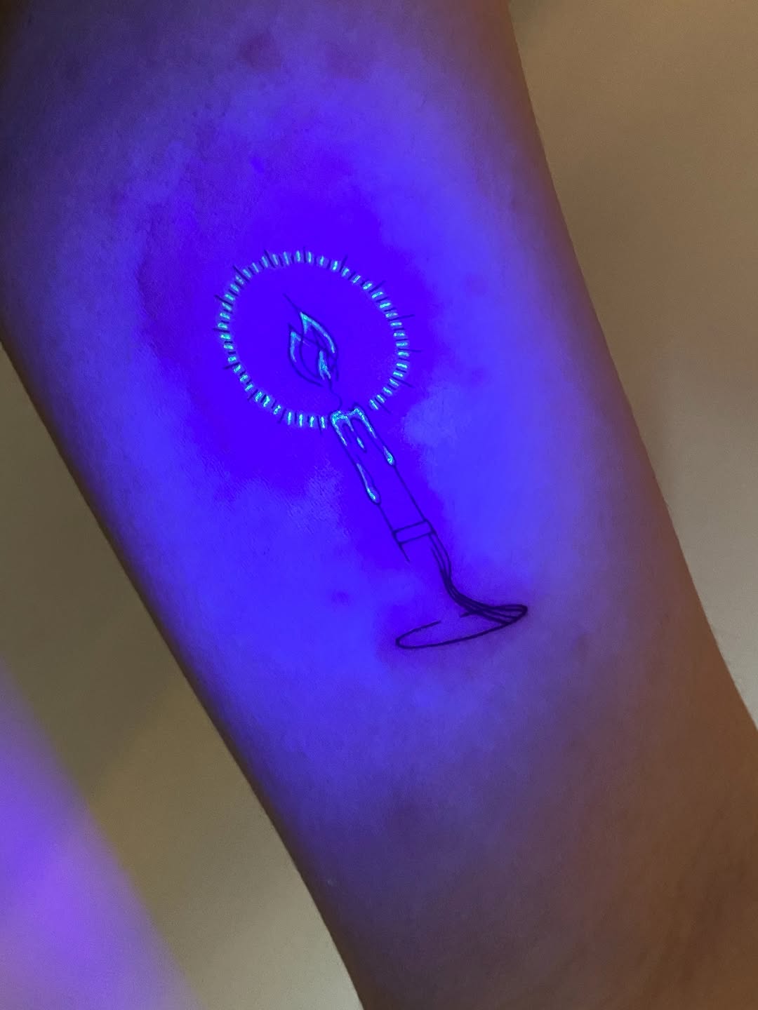 Tattoo by @nu9na_tattoo — fine_line