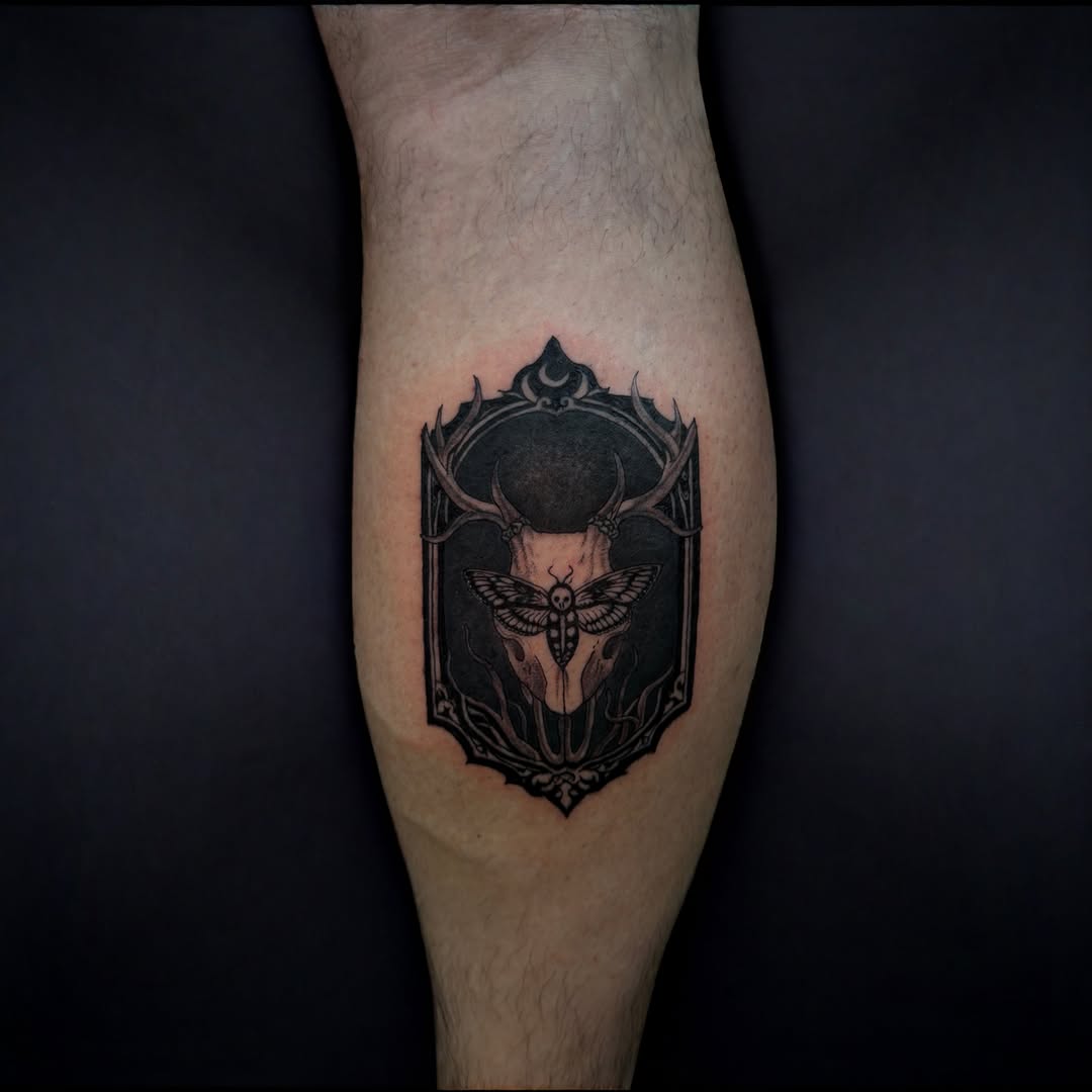 Tattoo by @relicglow_ink โ black_and_grey, dark_realism