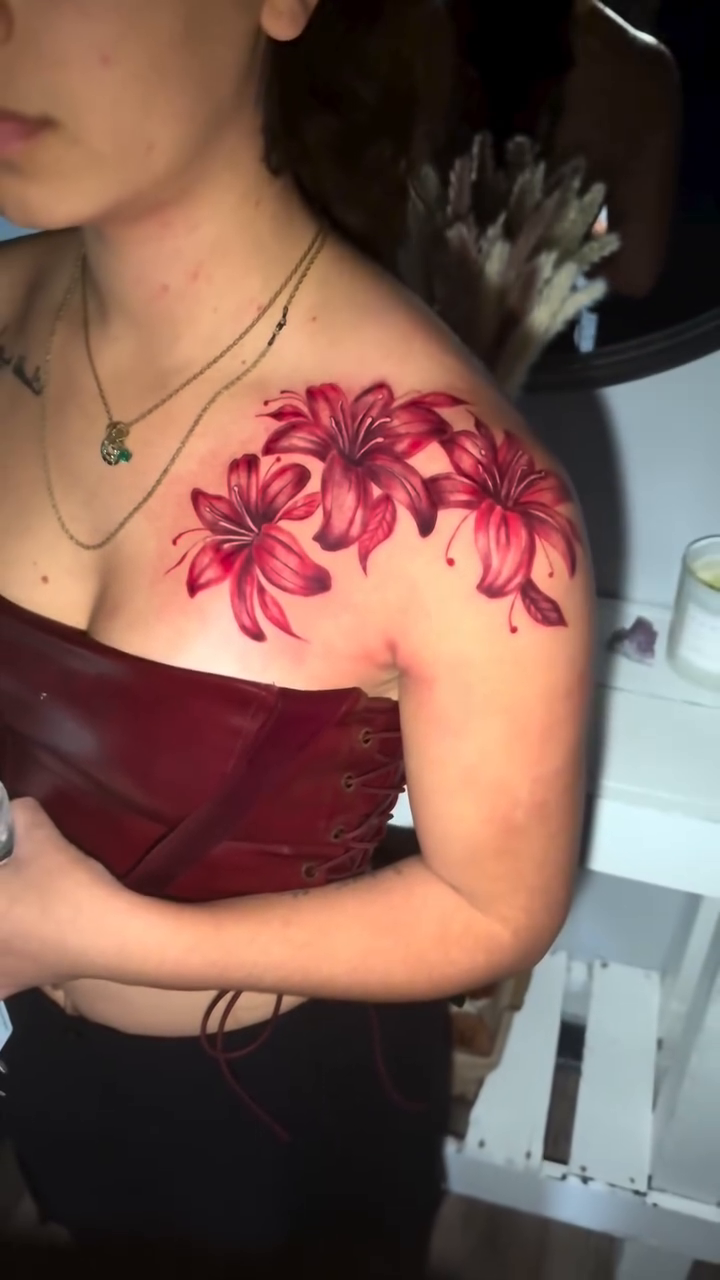 Tattoo by @ink_lozo β illustrative, color
