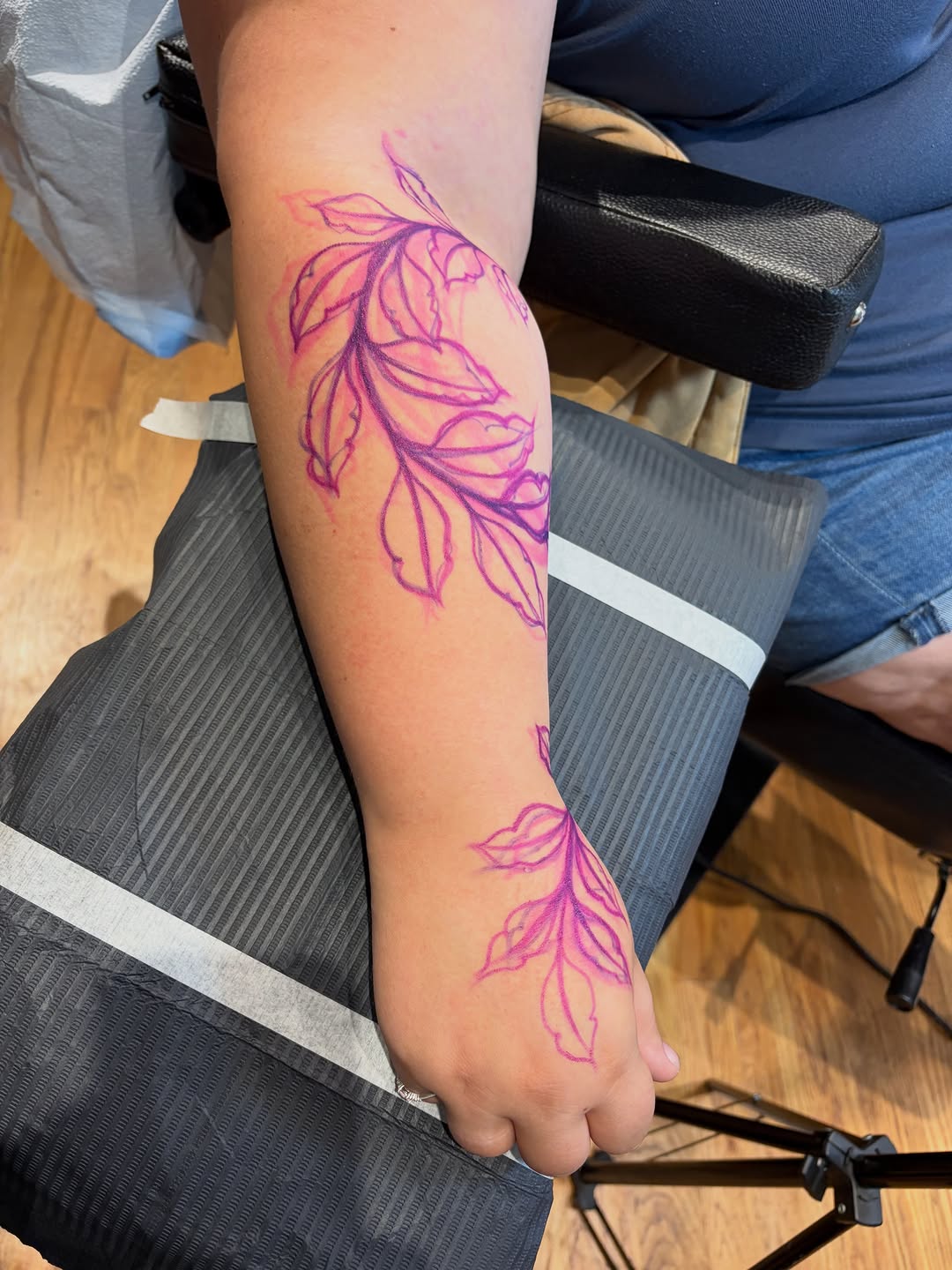 Tattoo by @em_pene — illustrative, fine_line