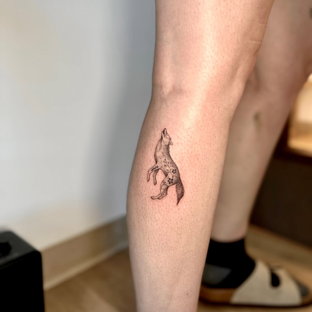 Tattoo by @littleinkliv โ fine_line, black_and_grey