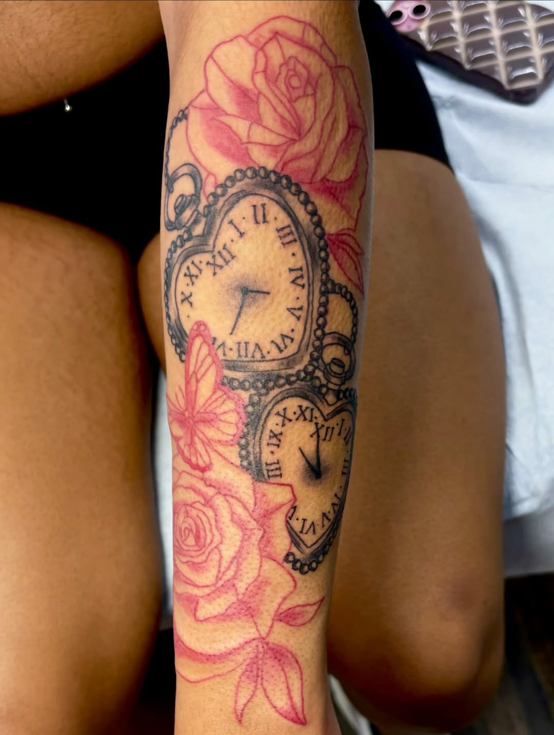 Tattoo by @starxscribbles — fine_line