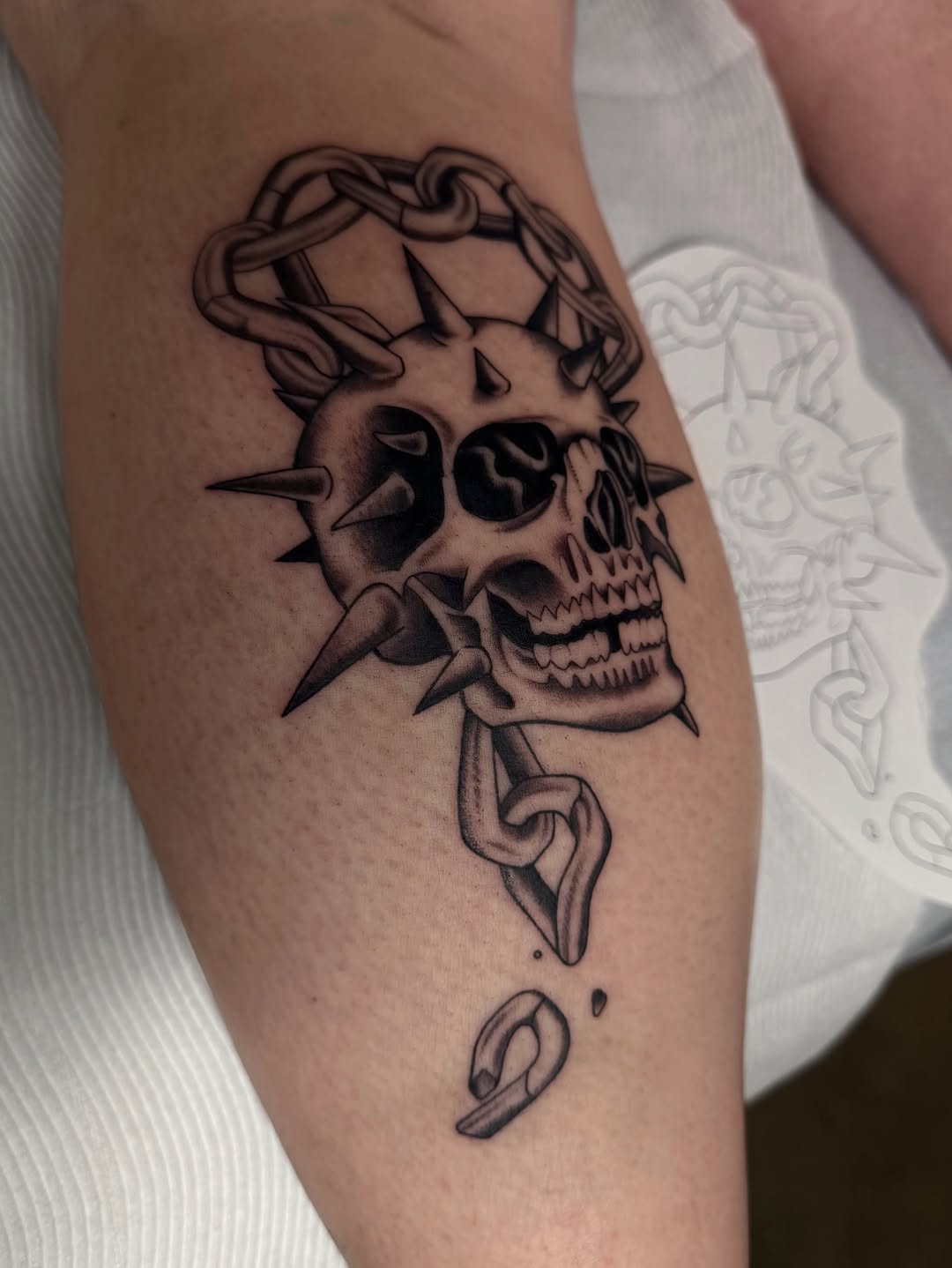 Tattoo by @tattoosbyilona โ blackwork, illustrative