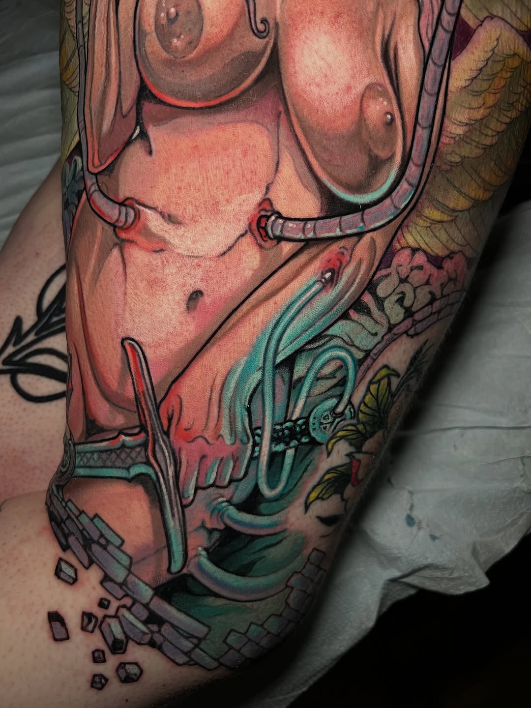 Tattoo by @fredd.chino.tattoos — realism, trash_polka