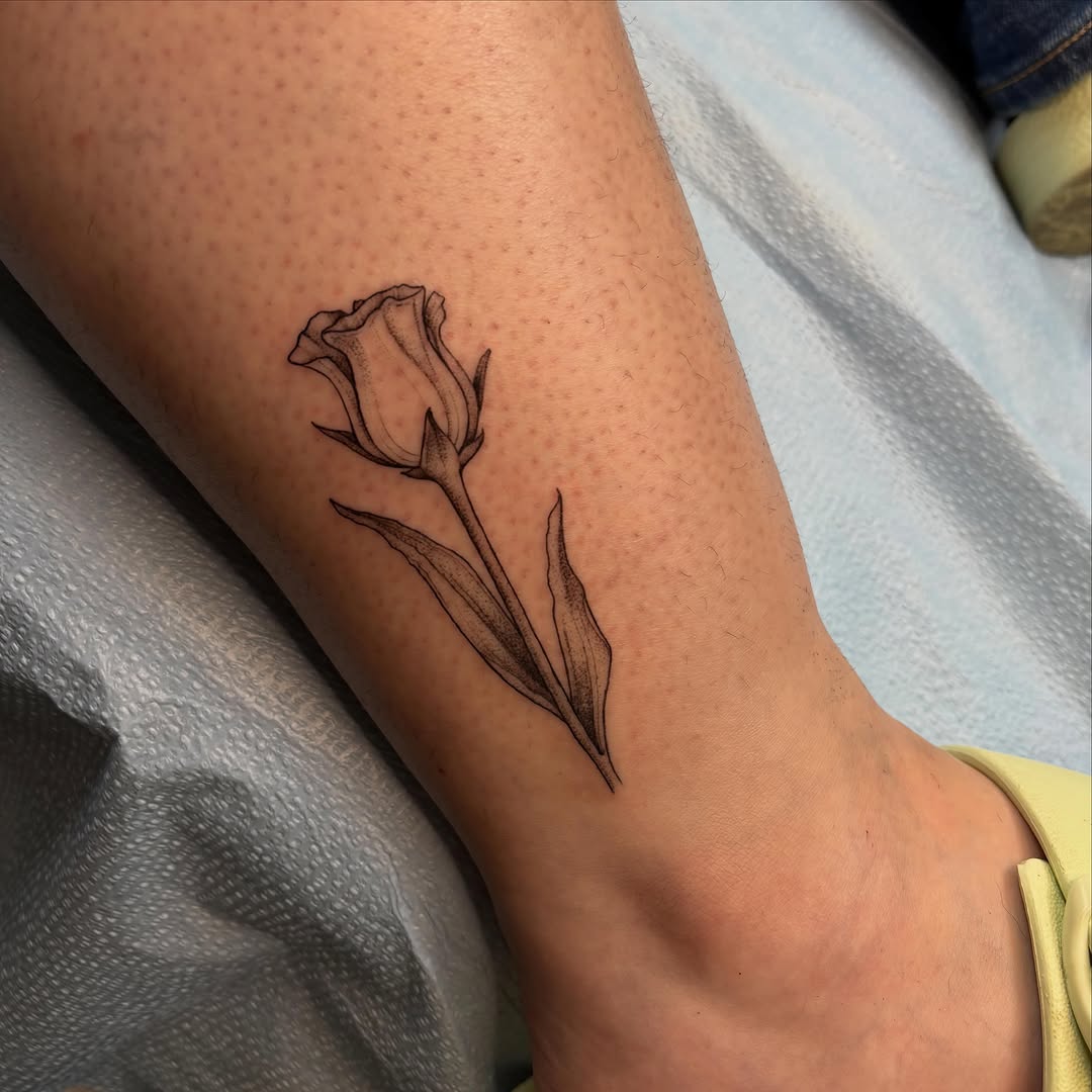 Tattoo by @haileybtats — fine_line