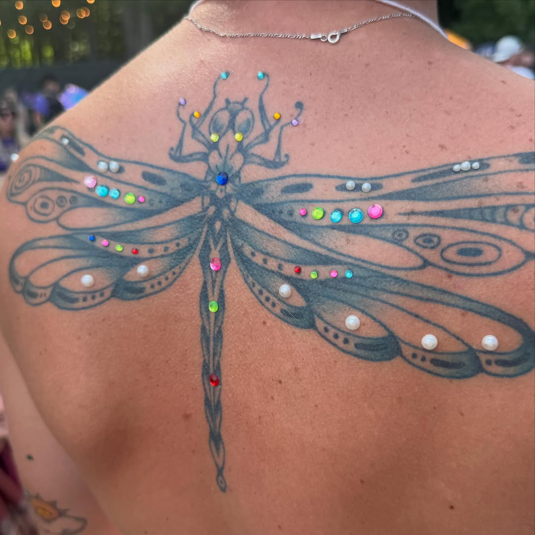 Tattoo by @jojoinkk โ black_and_grey