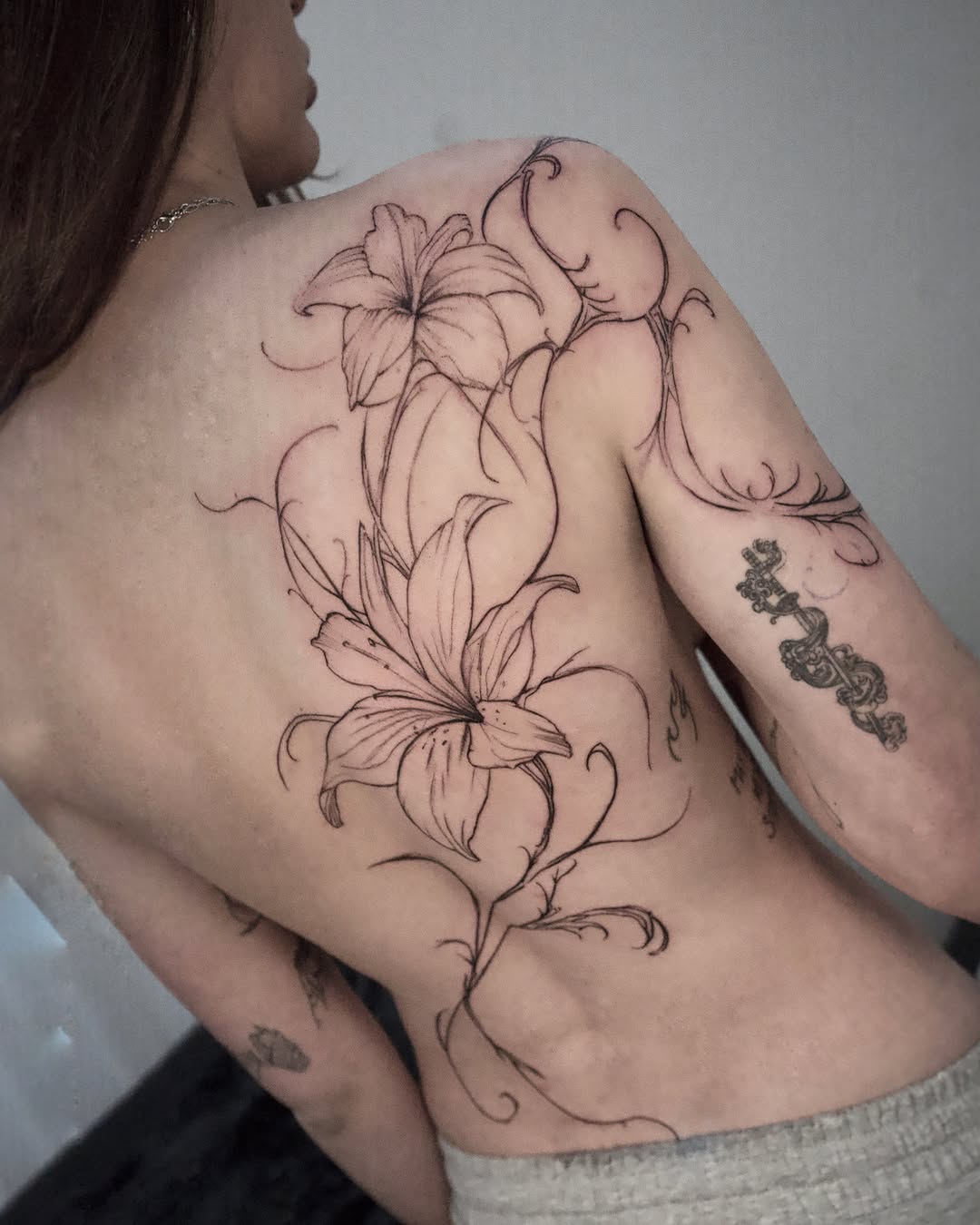 Tattoo by @ashencoil — fine_line