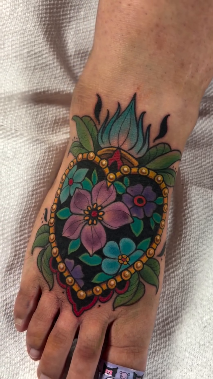 Tattoo by @tallsarahtattoos — american_traditional, neo_traditional