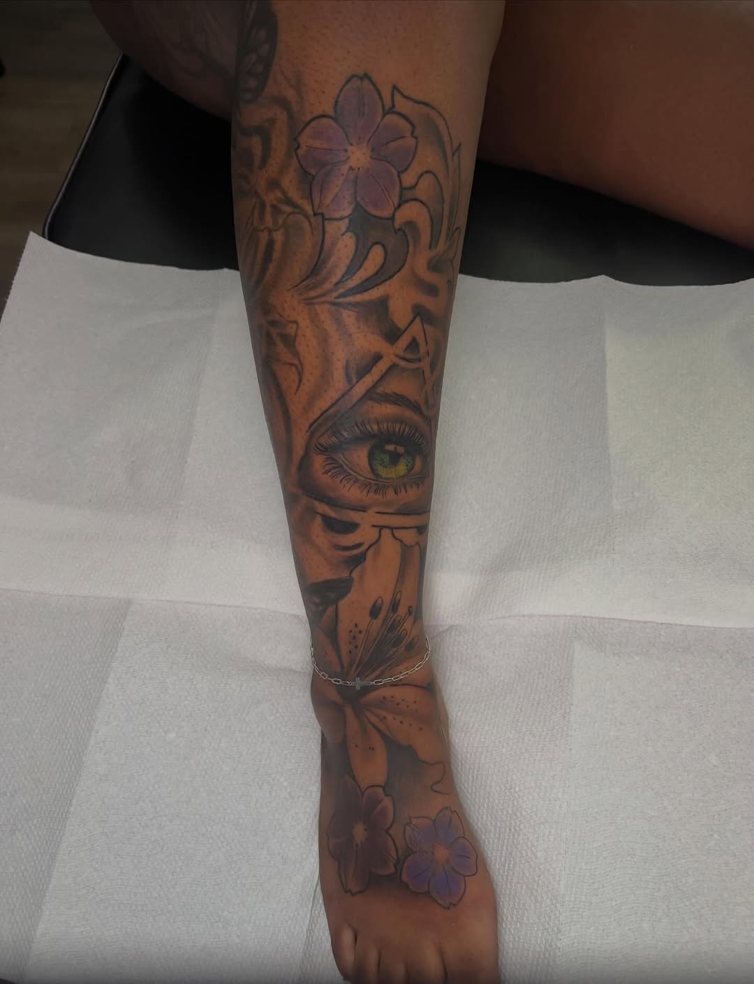 Tattoo by @justx4rt โ black_and_grey