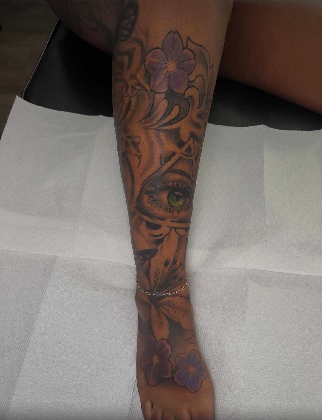 Tattoo by @justx4rt โ black_and_grey