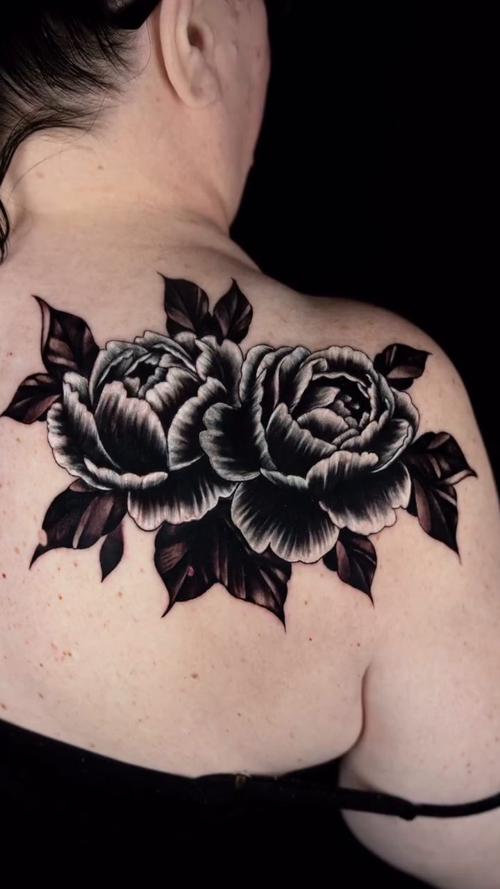 Tattoo by @keebs_sdt โ blackwork, illustrative