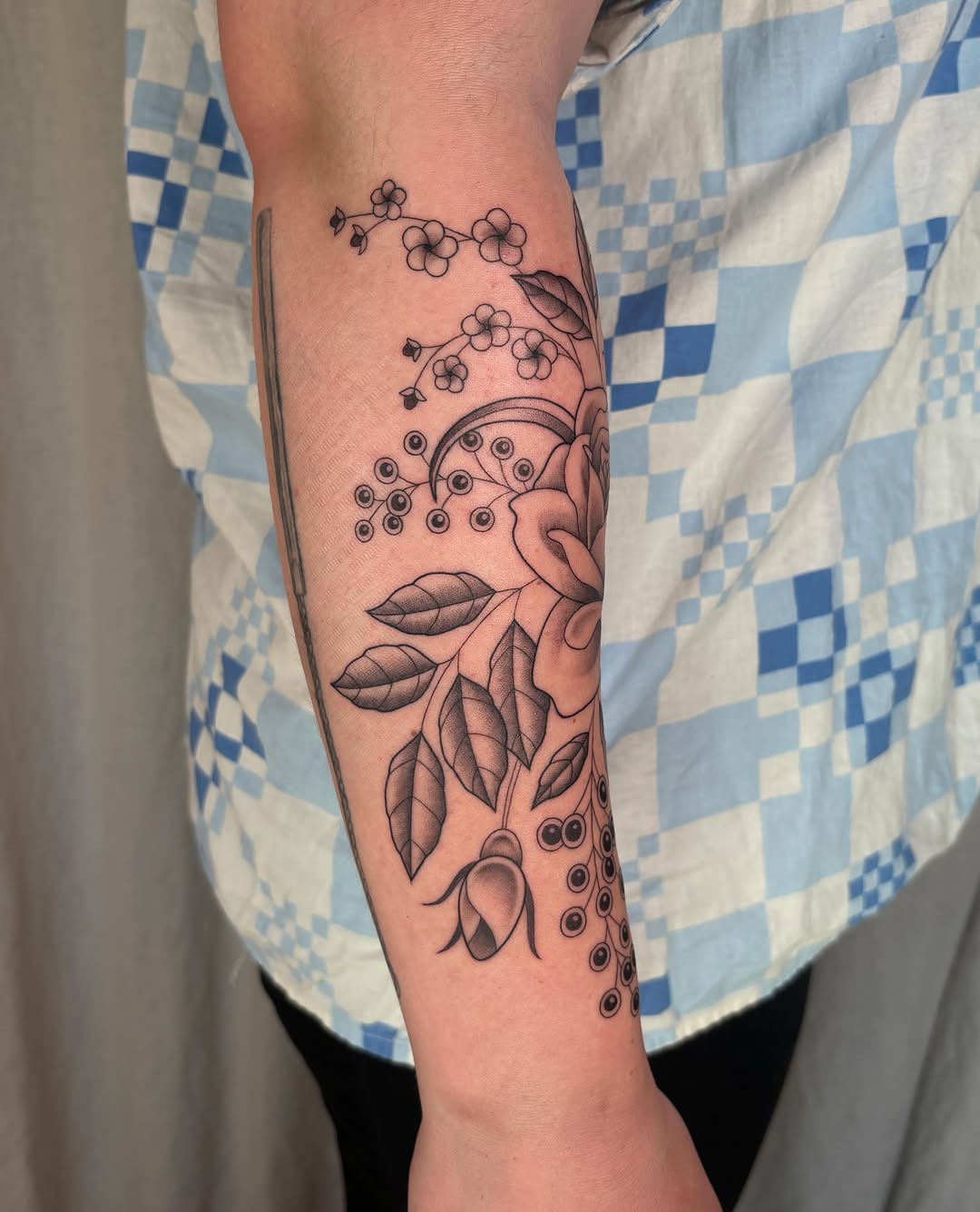 Tattoo by @annasagetattoos — black_and_grey