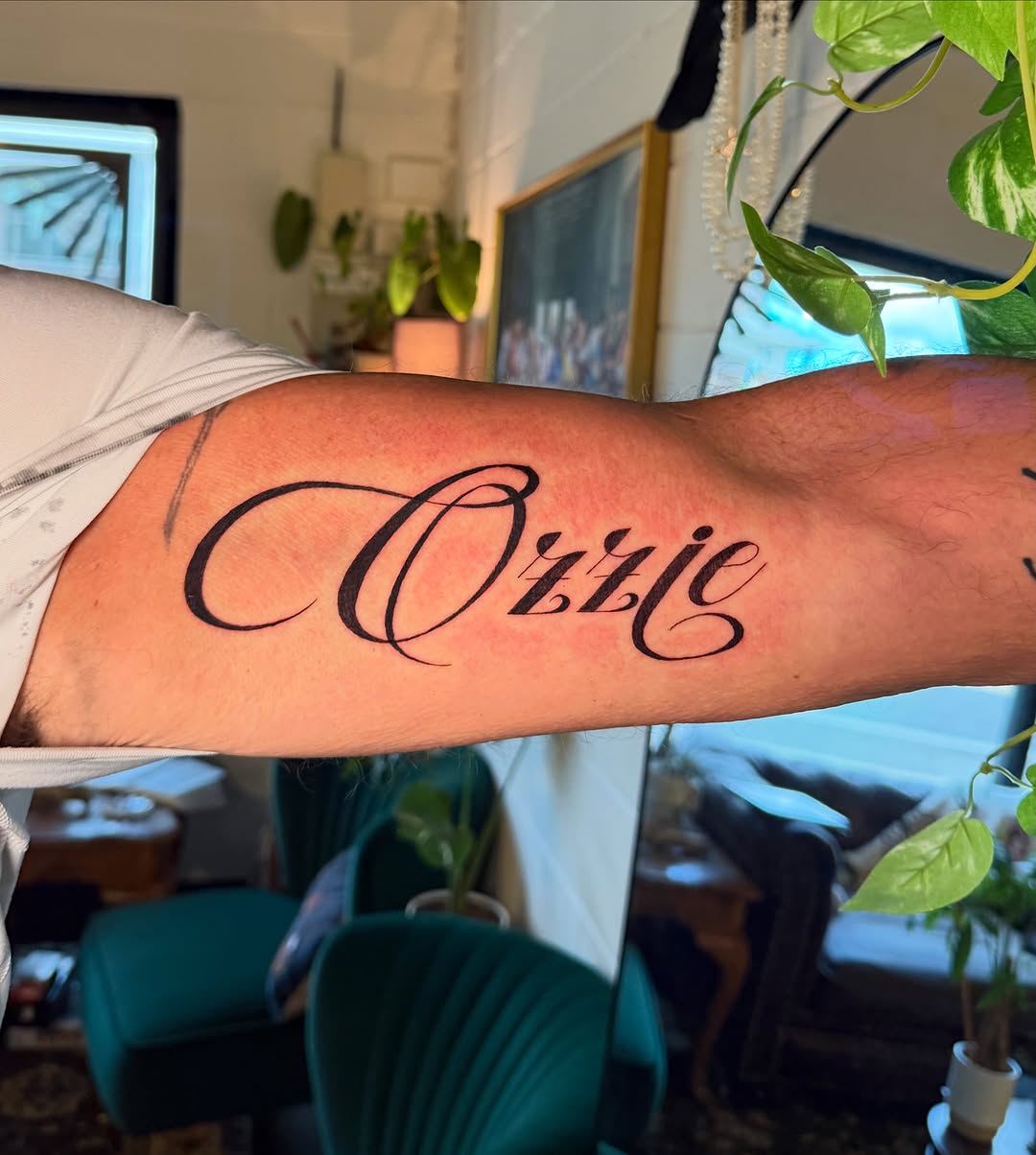 Tattoo by @emprintedd β lettering_script