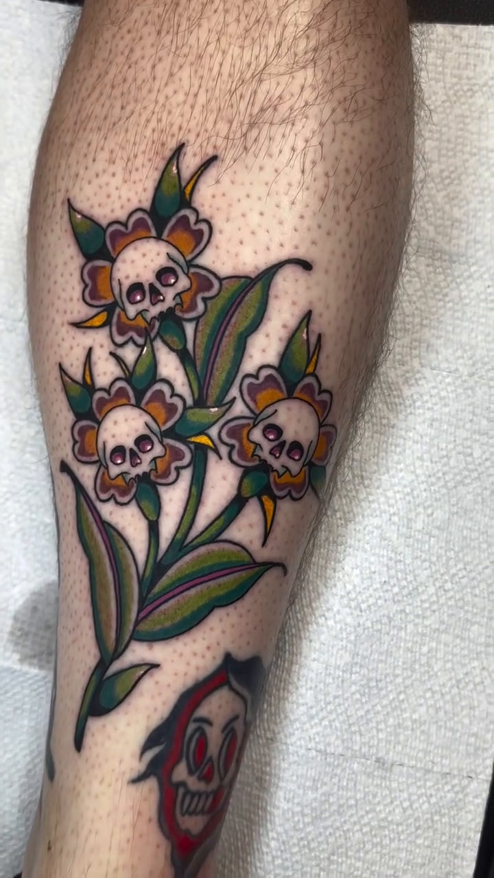 Tattoo by @weavertats โ american_traditional