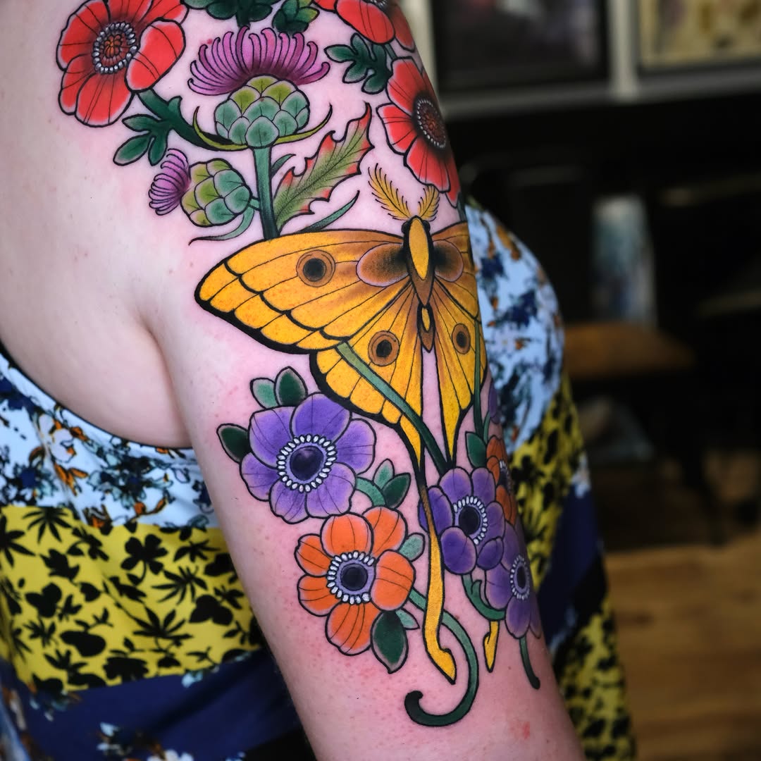 Tattoo by @coztic_tatt โ neo_traditional, realism