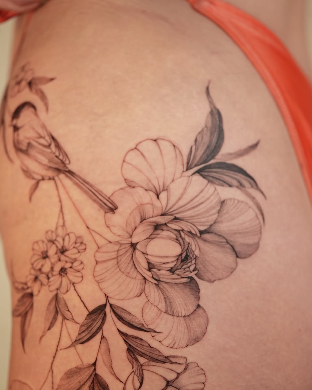 Tattoo by @zali__tattoo — fine_line, black_and_grey