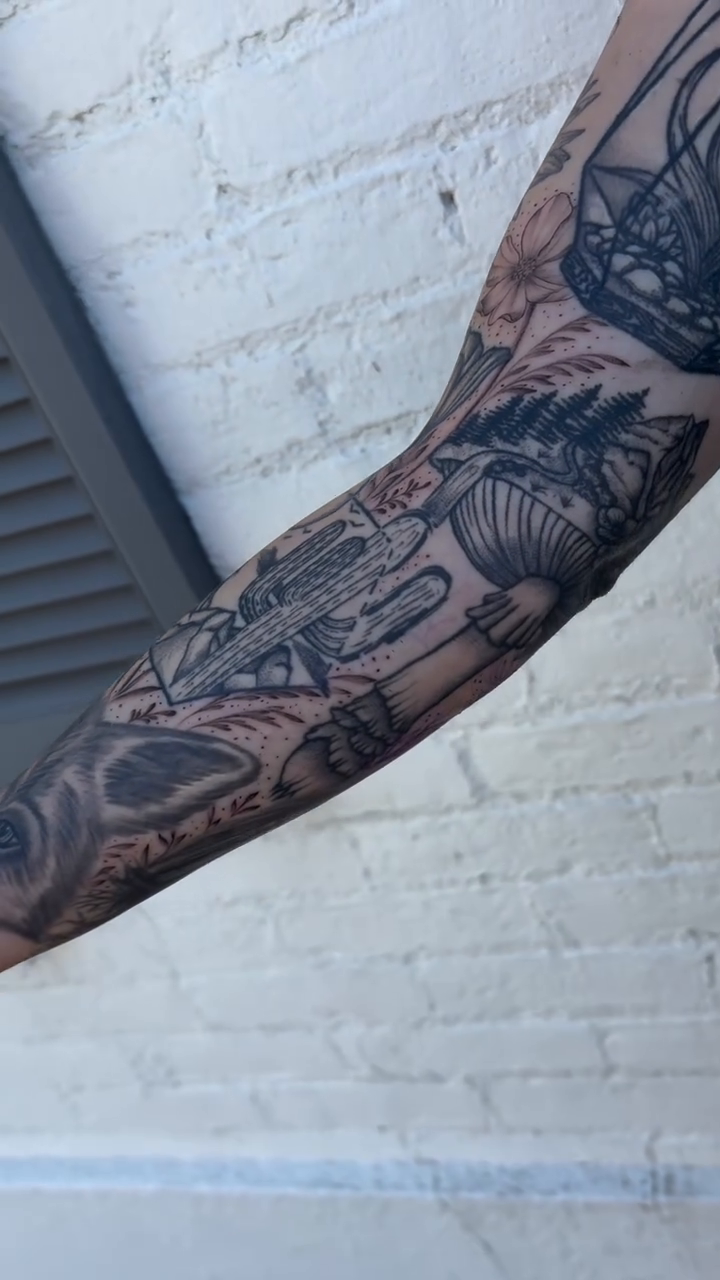 Tattoo by @andreakramerart โ illustrative, black_and_grey