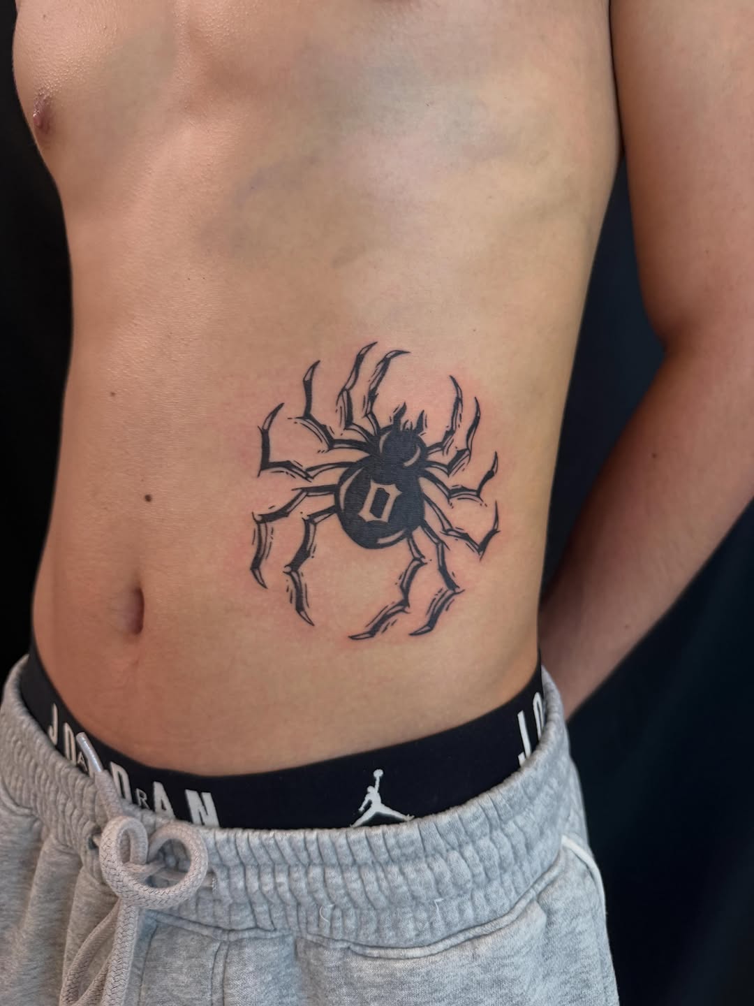 Tattoo by @tofuskintattoo β blackwork