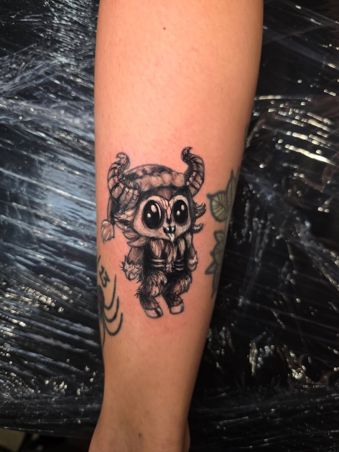 Tattoo by @tanktat2z — black_and_grey, realism