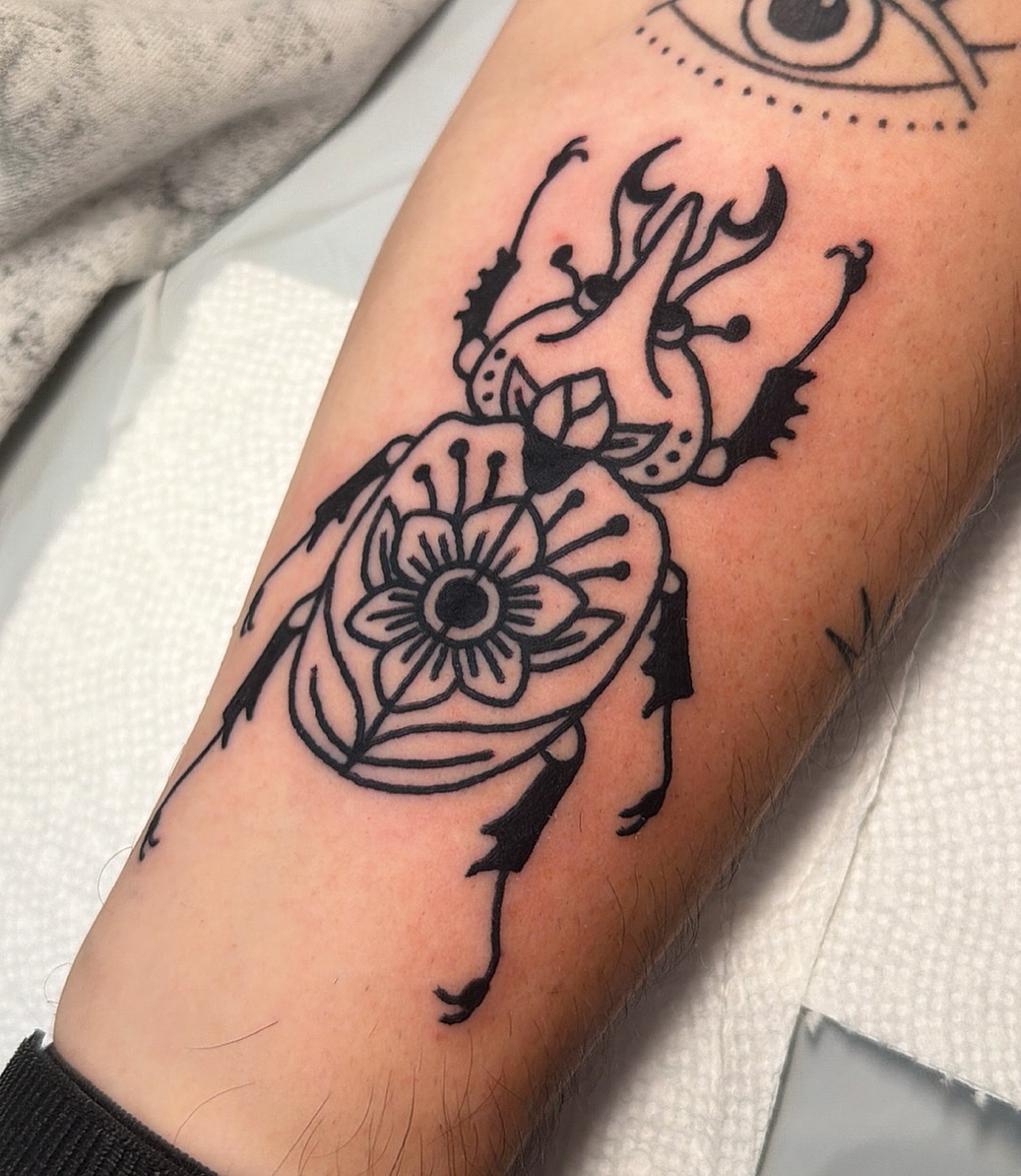 Tattoo by @geminoidemma β blackwork