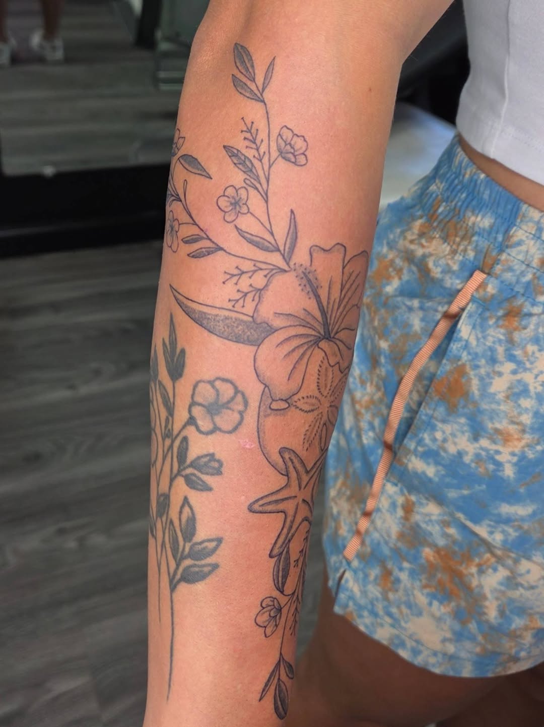 Tattoo by @jessie.d_tattoos β fine_line