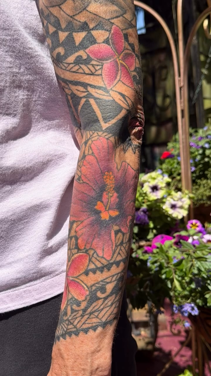 Tattoo by @madamelazongastattoo — japanese_irezumi, blackwork