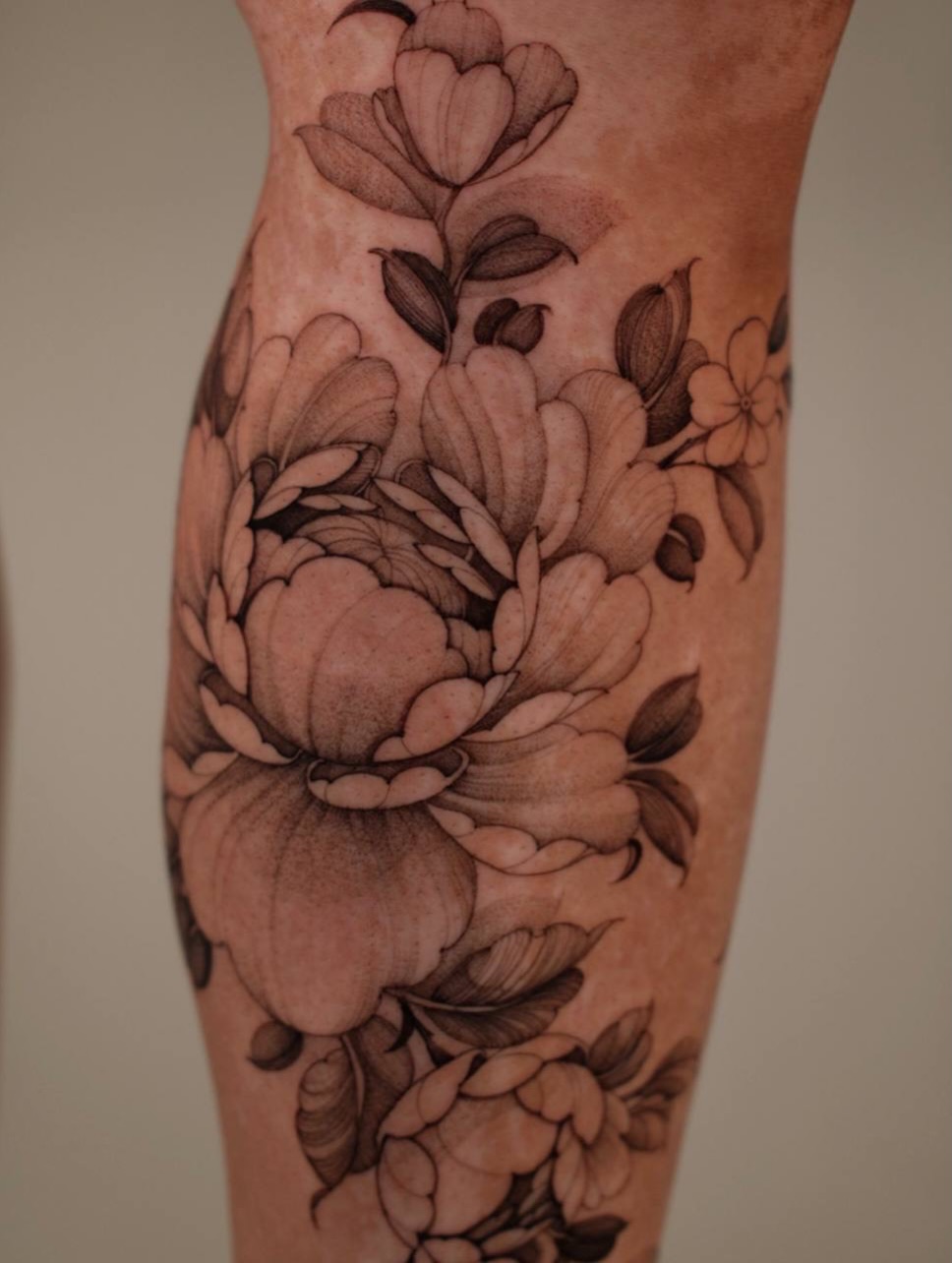 Tattoo by @lorietattoos โ black_and_grey