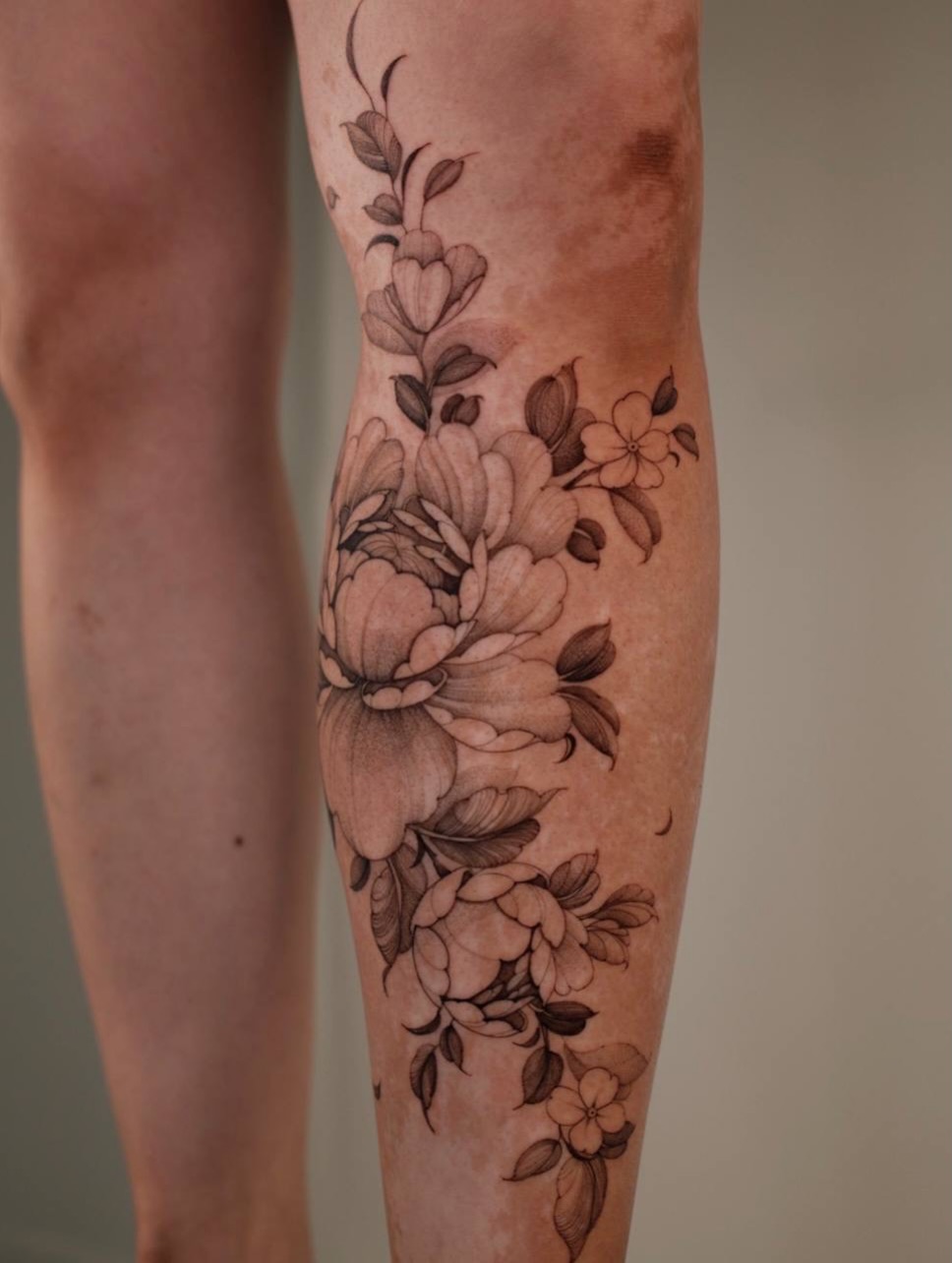 Tattoo by @lorietattoos โ black_and_grey