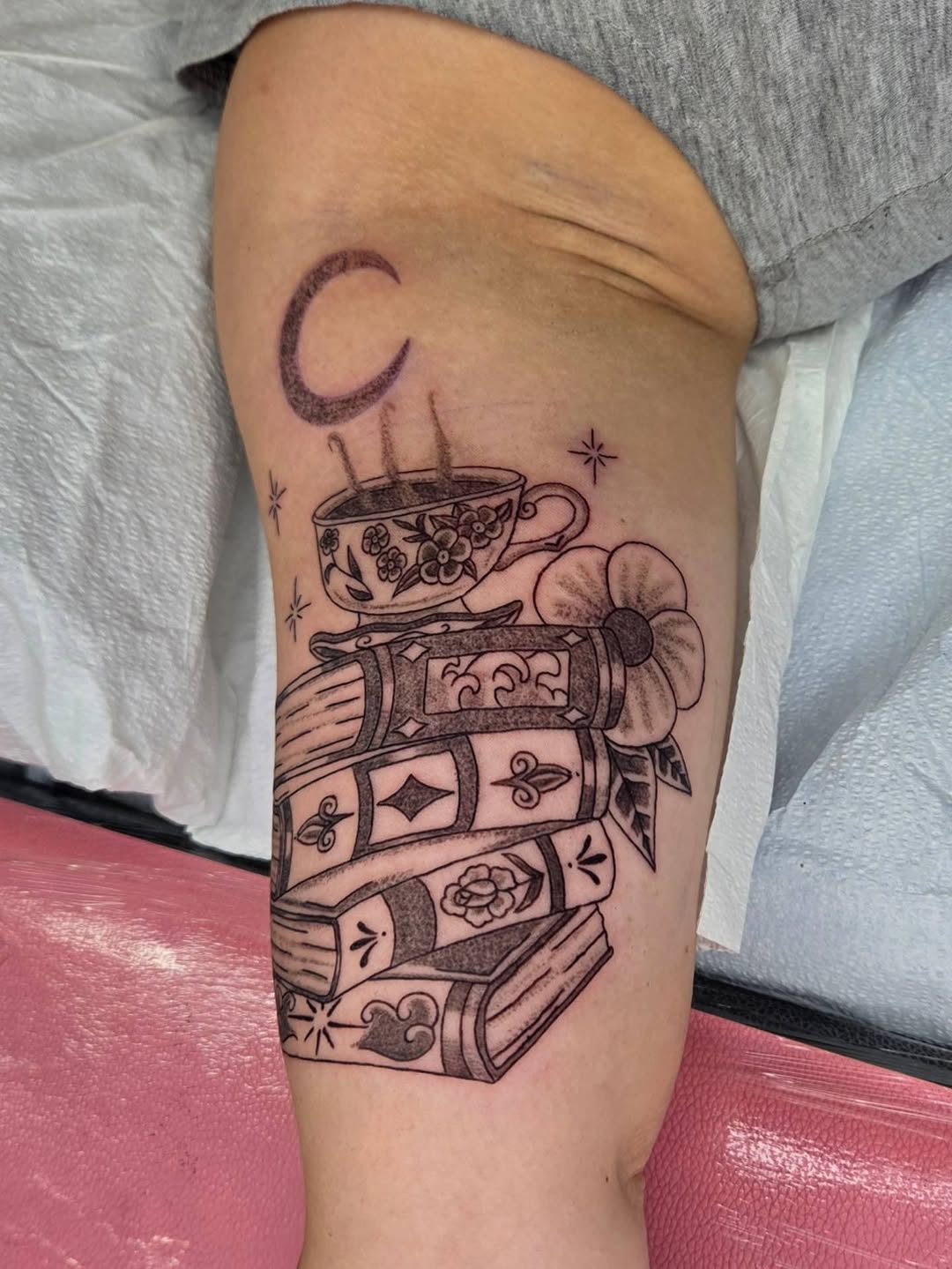 Tattoo by @jessie.d_tattoos β black_and_grey