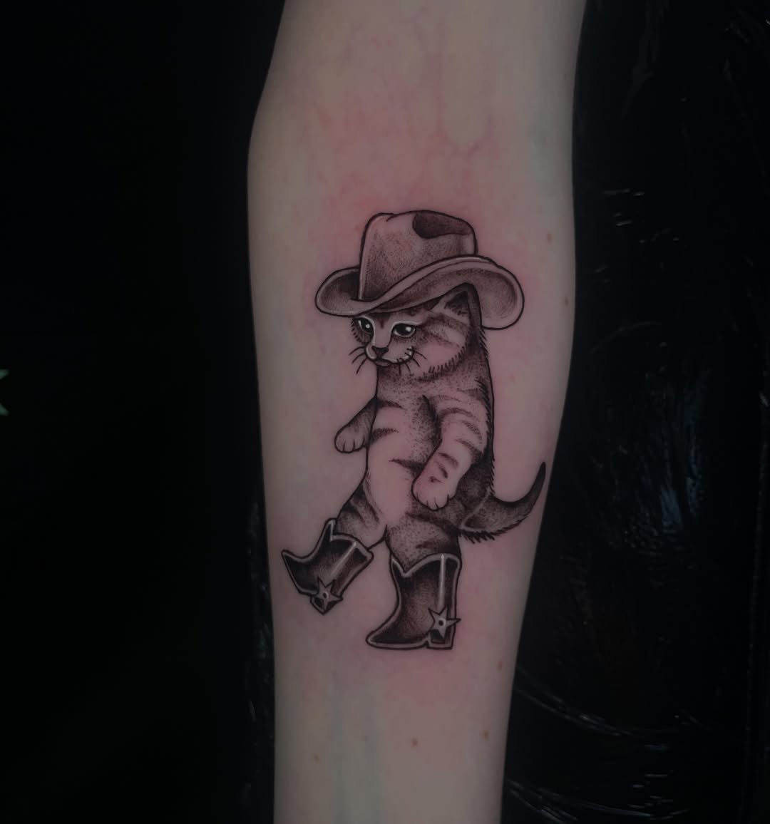 Tattoo by @tattoosbylaurensisouphanh โ illustrative, black_and_grey