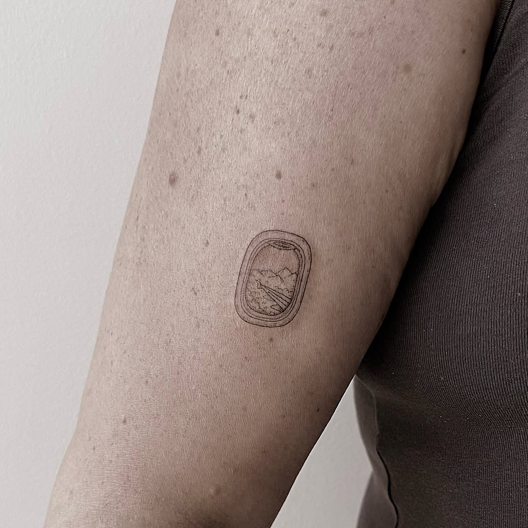 Tattoo by @nashvillefinelinetattoos — fine_line