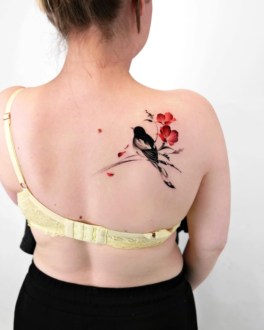 Tattoo by @mukyeon_tattoo — fine_line, watercolor