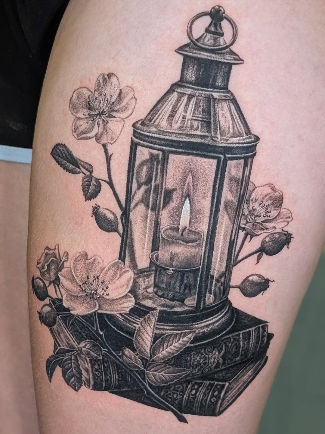Tattoo by @arave.art โ black_and_grey, realism